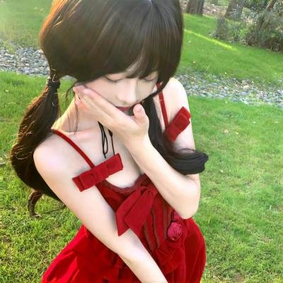 不要碰我的女儿